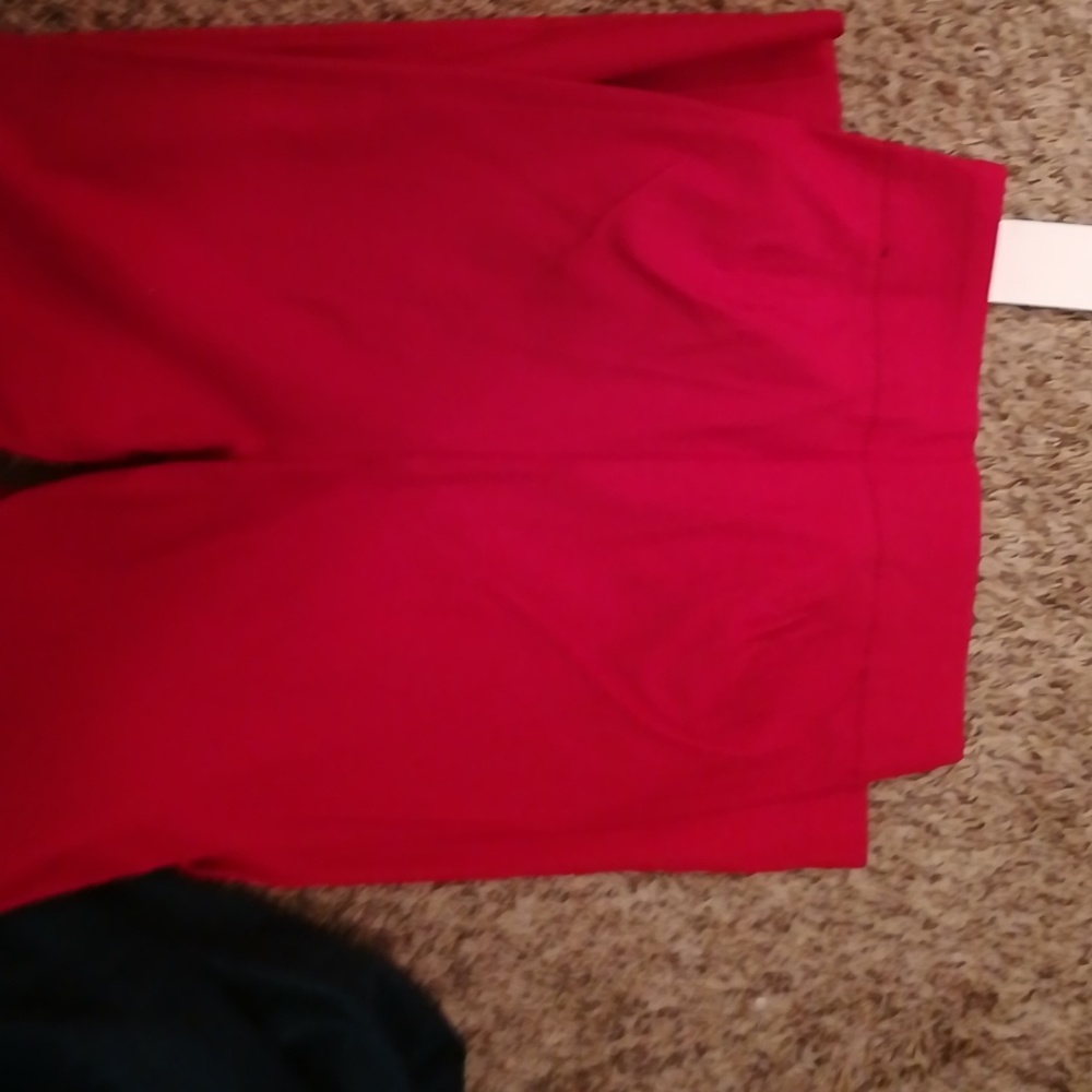 Red slacks - Picture 3 of 4